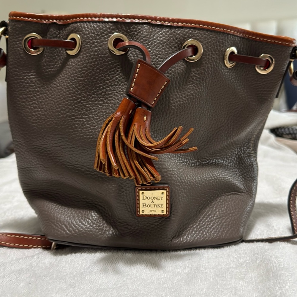 Dooney& Bourke pebble leather cross body bucket bag